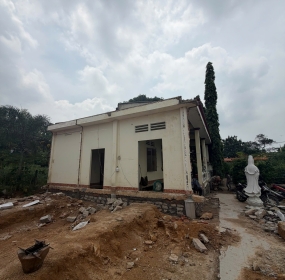 Hoàn thành di dời căn nhà cấp 4 di chuyển về phía trước 8m nhường đường cho vành đai 4